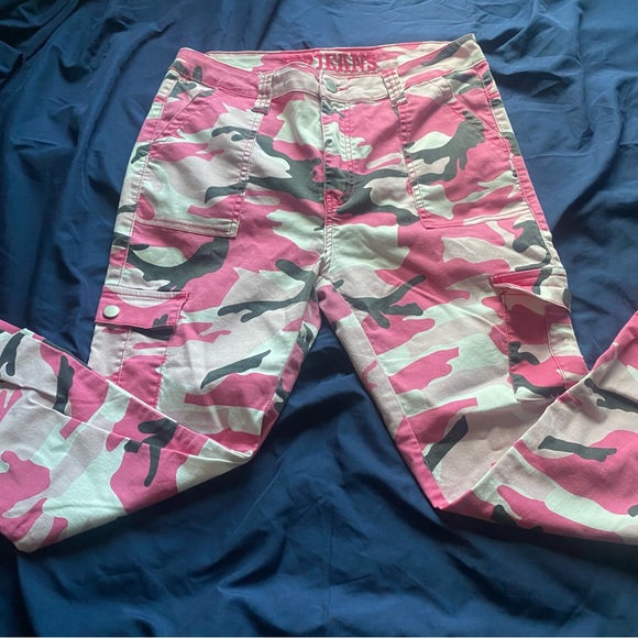 Pink Camo Pants - Picture 1 of 3
